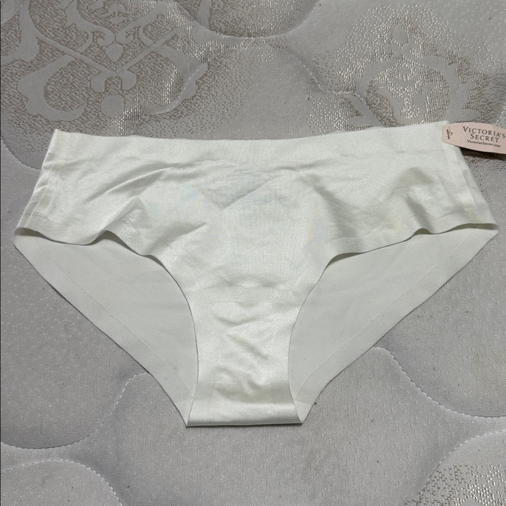 Victoria's Secret no show pantie